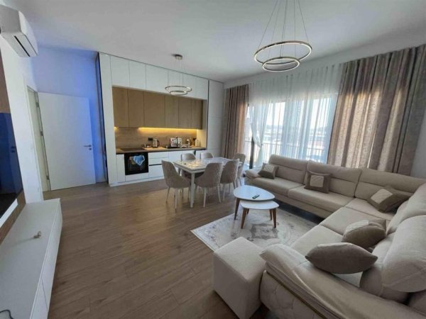 Tirane, jepet me qera apartament 2+1+Ballkon Kati 1, 95 m² 800 € (SELITE)