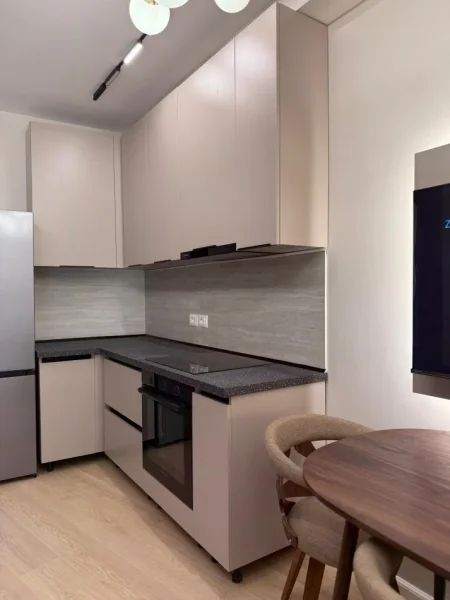 Tirane, shitet apartament 1+1 Kati 2, 43 m² 93.000 € (Ali Demi)