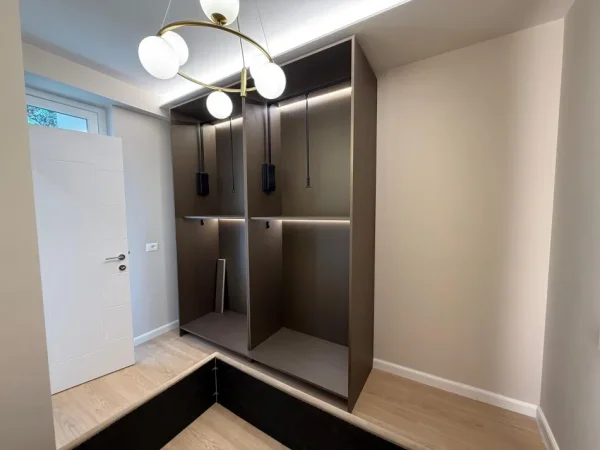 Tirane, shitet apartament 1+1 Kati 2, 43 m² 93.000 € (Ali Demi)