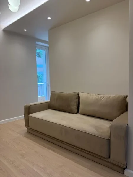 Tirane, shitet apartament 1+1 Kati 2, 43 m² 93.000 € (Ali Demi)