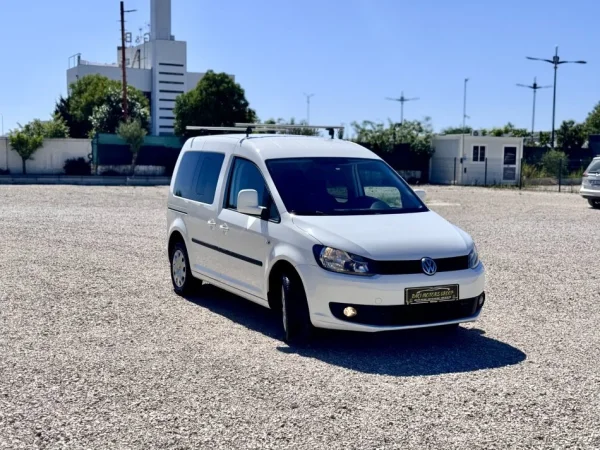 Durres, shitet makine Volkswagen Caddy Life 2011 Manuale Nafte, e bardhë manuale Klima 220 km