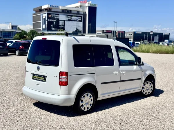 Durres, shitet makine Volkswagen Caddy Life 2011 Manuale Nafte, e bardhë manuale Klima 220 km