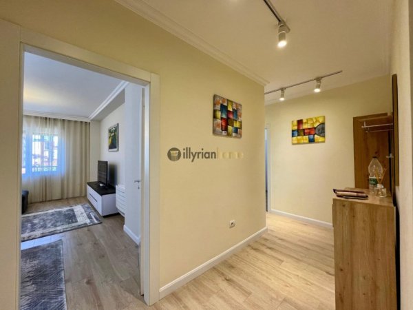 Tirane, jepet me qera apartament 2+1+Ballkon , 120 m² 1.300 € (Tefta Tashko Koco)