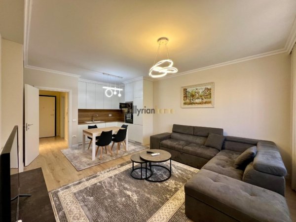 Tirane, jepet me qera apartament 2+1+Ballkon , 120 m² 1.300 € (Tefta Tashko Koco)