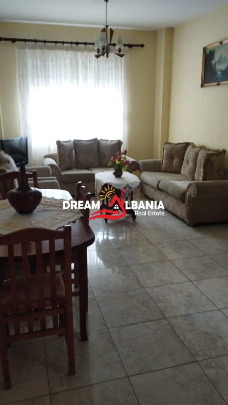 Tirane, jepet me qera apartament 2+1 , 100 m² 500 € (Tek Terminali Jug-Veri)