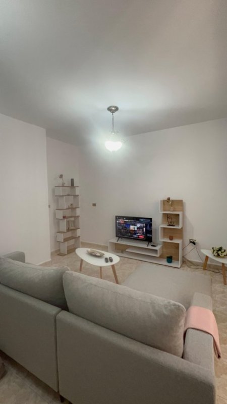 Tirane, jepet me qera apartament 1+1+Aneks+Ballkon Kati 6, 65 m² 55.000 € (Zogu Zi)