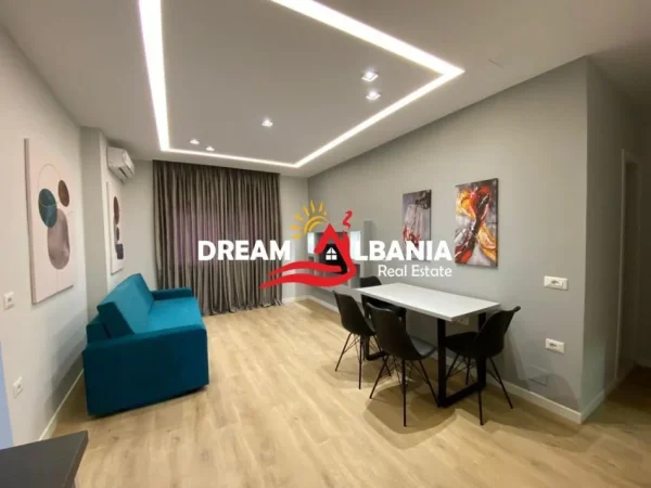 Tirane, jepet me qera apartament 2+1 , 80 m² 700 € (ne zonen e 21 Dhjetorit prane konvikteve te Inxhinierise se Ndertimit)