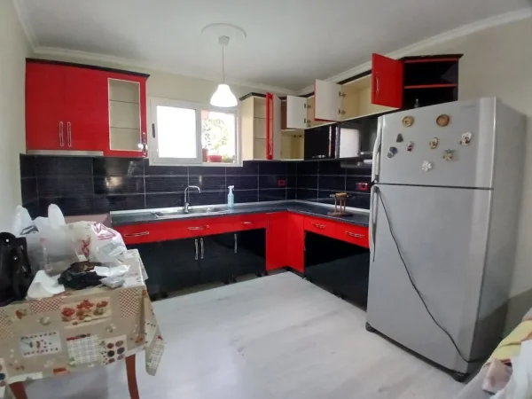 Tirane, jepet me qera apartament 2+1 Kati 1, 70 m² 500 € (Votra Ali dem)