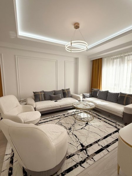 Tirane, jepet me qera apartament 2+1 , 110 m² 650 € 