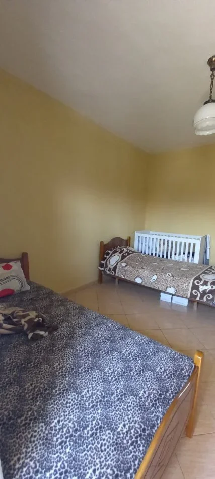 Tirane, shitet apartament 2+1+Aneks+Ballkon Kati 5, 86 m² 95.000 € (ali demi)