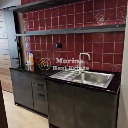 Tirane, jepet me qera 1+1 Kati 1, 55 m² 700 € (Myslym Shyri)