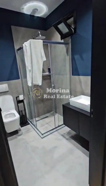 Tirane, jepet me qera 1+1 Kati 1, 55 m² 700 € (Myslym Shyri)