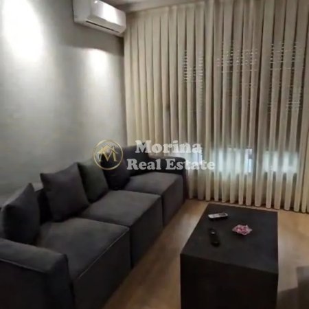 Tirane, jepet me qera 1+1 Kati 1, 55 m² 700 € (Myslym Shyri)