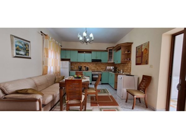 Tirane, jap me qera apartament 2+1 Kati 2, 72 m² 500 € (Ambasada Amerikane)