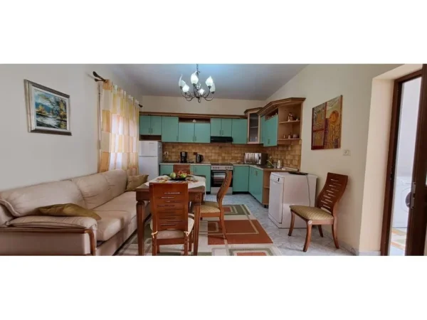Tirane, jap me qera apartament 2+1 Kati 2, 72 m² 500 € (Ambasada Amerikane)