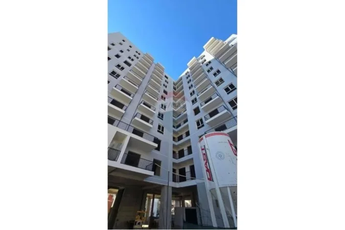 Tirane, shitet apartament 1+1+Ballkon , 76 m² 116.650 € 