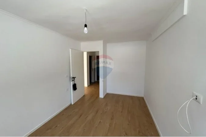 Tirane, shitet 1+1+Ballkon , 51 m² 128.000 € (Don Bosko)