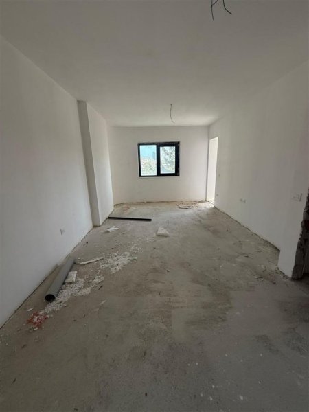 Tirane, shitet apartament 1+1 Kati 3, 71 m² 185.000 € (CORNER REZIDENC)