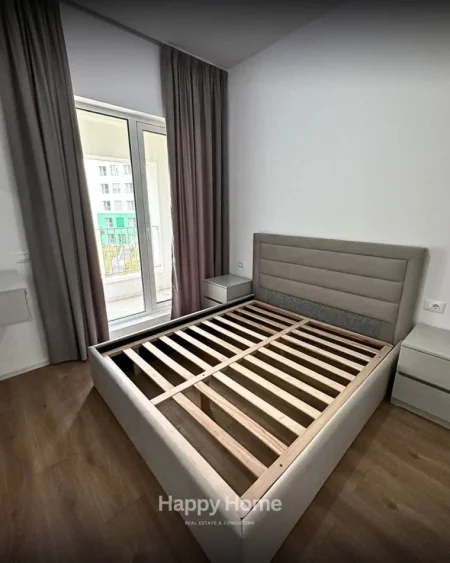 Tirane, jepet me qera apartament 1+1 Kati 2, 60 m² 400 € (Rezidenca Kaim)