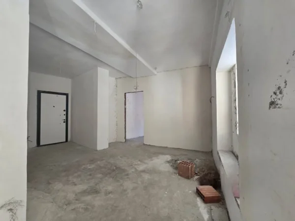 SHITET APARTAMENT 1+1  SHKOLLA E KUQE  150.000 €