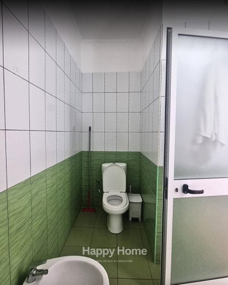 Durres Plazh, jepet me qera apartament 1+1+Ballkon Kati 7, 79 m² 500 € (Shkembi Kavajes)