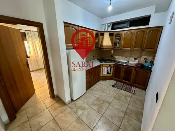 Tirane, jepet me qera apartament 3+1+Aneks+Ballkon Kati 6, 110 m² 750 € (Mine Peza)