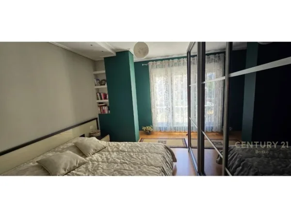 Tirane, shes apartament 2+1 Kati 3, 108 m² 275.000 € (21 Dhjetori)