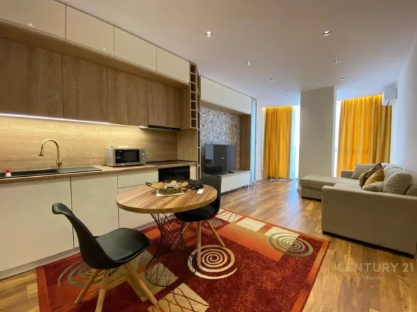 Tirane, jepet me qera apartament 1+1 Kati 8, 65 m² 830 € (Mine Peza)