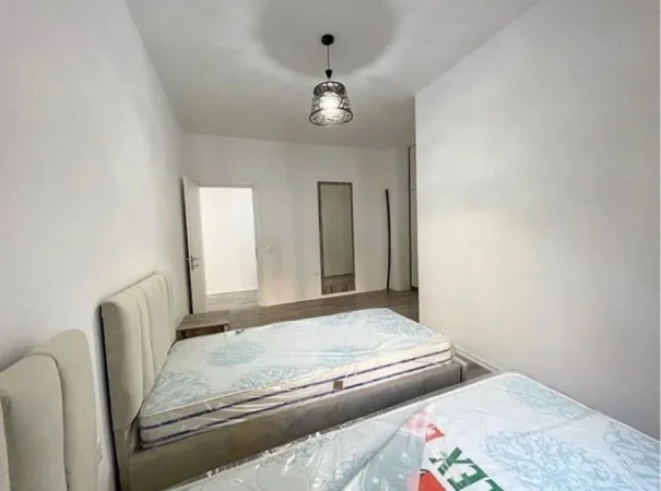 Tirane, jepet me qera apartament 2+1 Kati 4, 106 m² 550 € (Tek Grand Gallery ne Yzberisht)