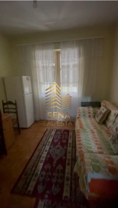 Tirane, jepet me qera apartament 2+1 Kati 4, 75 m² 450 € (Rruga Ferit Xhajko)