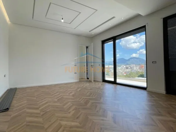 Tirane, jepet me qera zyre Kati 7, 303 m² 2.500 € (KOMPLEKSI DELIJORGJI)