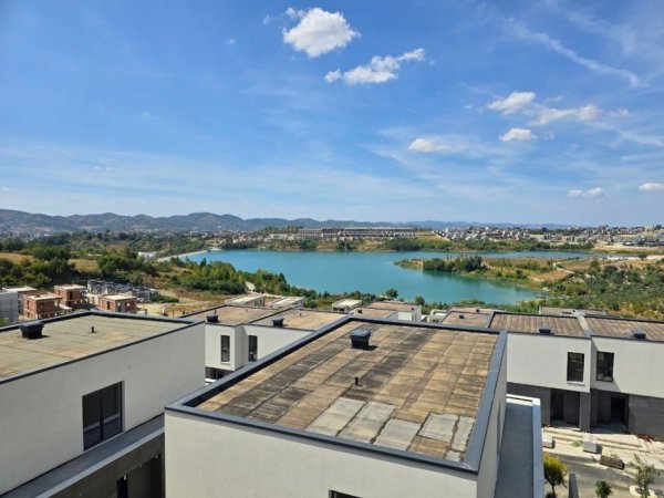Tirane, shitet apartament 2+1 Kati 3, 112 m² 224.000 € (FARKE)