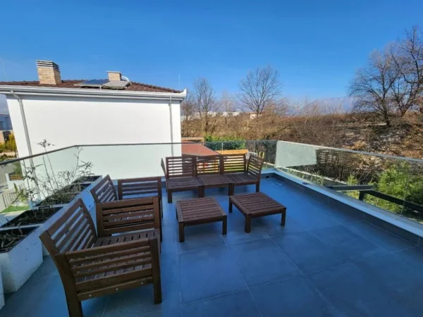 Tirane, shitet Vile 3+1 , 355 m² 700.000 € 