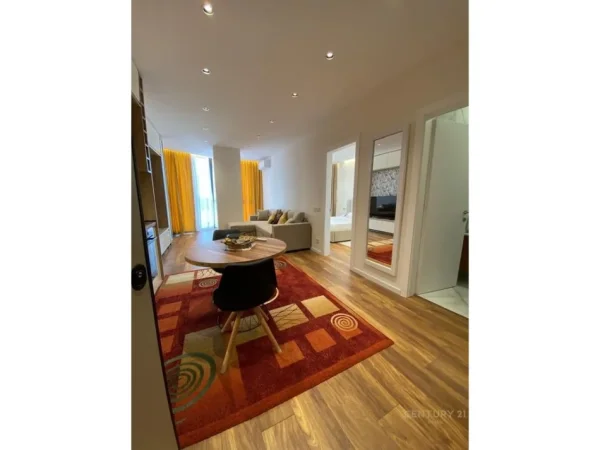 Tirane, jepet me qera apartament 1+1 Kati 8, 65 m² 830 € (Rr.Mine Peza)