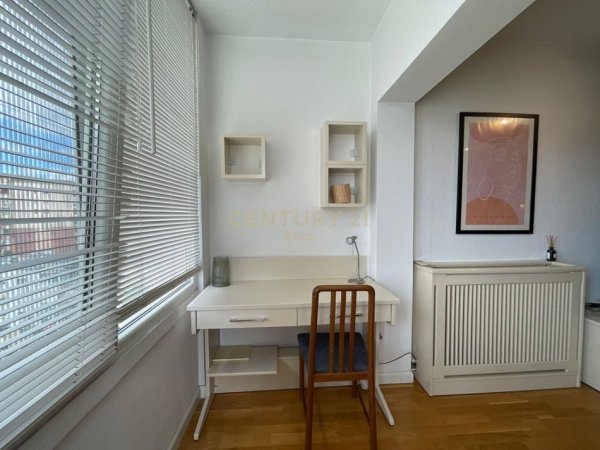 Tirane, jepet me qera apartament 2+1 Kati 9, 80 m² 750 € 
