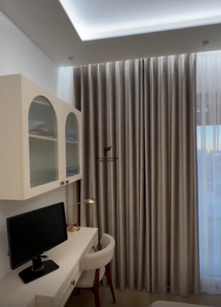 Tirane, jepet me qera apartament 1+1 Kati 6, 60 m² 750 € (PORCELAN)