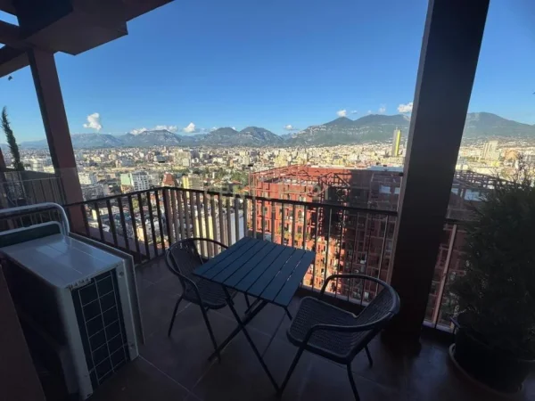 Tirane, jepet me qera apartament 2+1 Kati 19, 110 m² 1.500 € (Garden building)