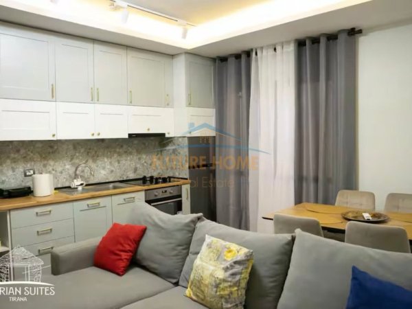 Tirane, jepet me qera apartament 2+1 Kati 1, 70 m² 1.000 € (Medrese)