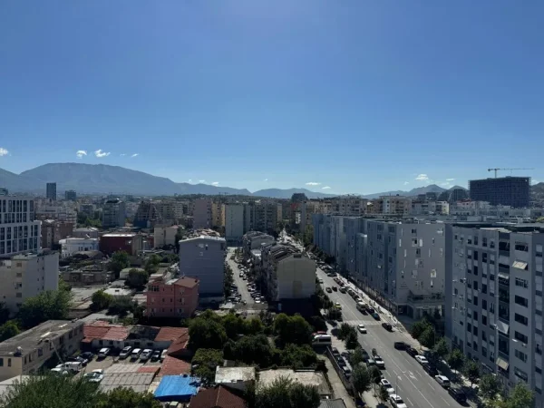 Tirane, shitet apartament 3+1+Aneks+Ballkon Kati 10, 281 m² 570.000 € (KOMUNA E PARISIT PERBALL ME KIKA 2)