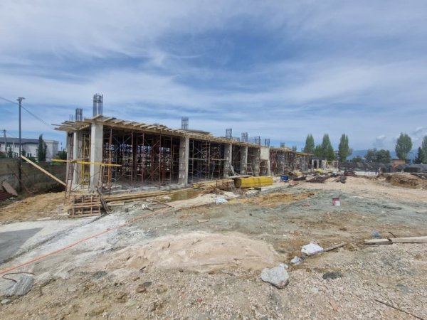 Tirane, shitet apartament 2+1 Kati 5, 77 m² 78.800 € 