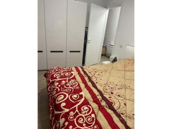 Tirane, jepet me qera apartament 2+1 Kati 7, 90 m² 460 € 