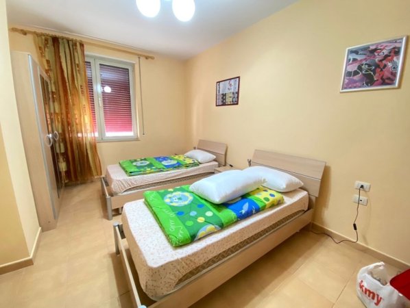 Tirane, jap me qera apartament 2+1+Ballkon Kati 2, 110 m² 85.000 € (Rruga Mustafa Matohiti, prane RTSH)