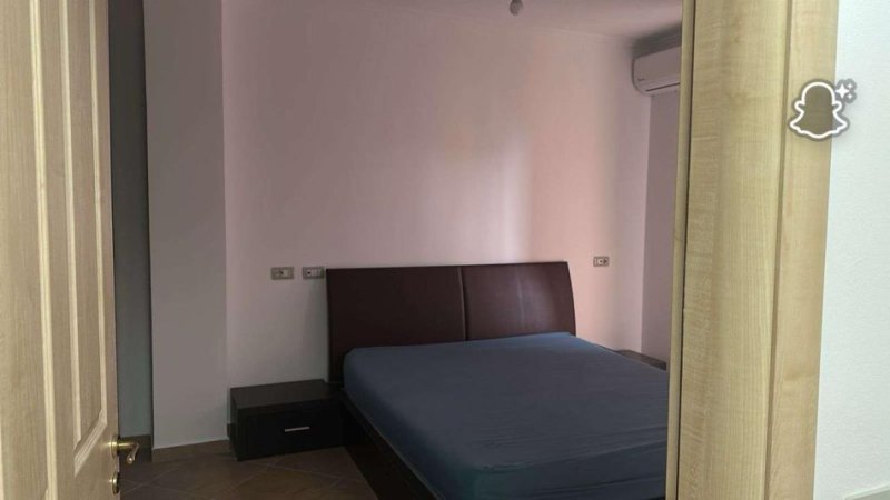 Tirane, jepet me qera apartament 2+1+Aneks+Ballkon Kati 4, 850 € 