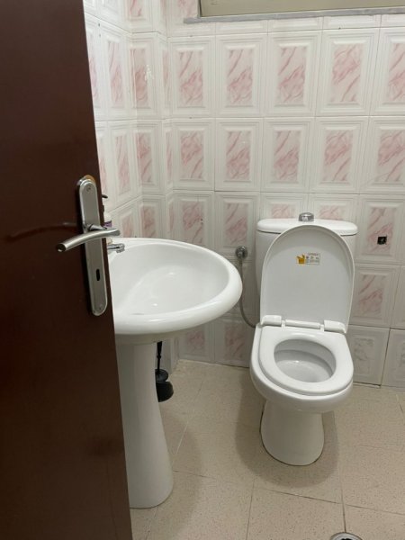 Tirane, jepet me qera shtepi 3+1 , 110 m² 450 € (Mihal Grameno)