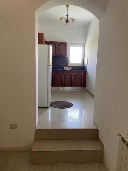 Tirane, jepet me qera shtepi 3+1 , 110 m² 450 € (Mihal Grameno)
