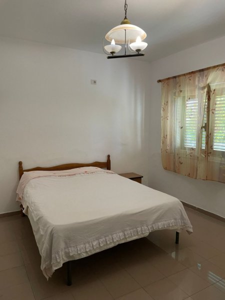 Tirane, jepet me qera shtepi 3+1 , 110 m² 450 € (Mihal Grameno)