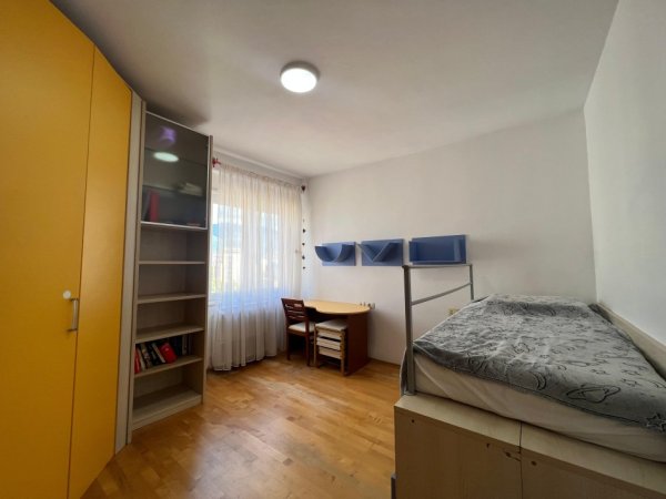 Tirane, jepet me qera apartament 2+1+Ballkon Kati 6, 114 m² 900 € (pazari i ri)