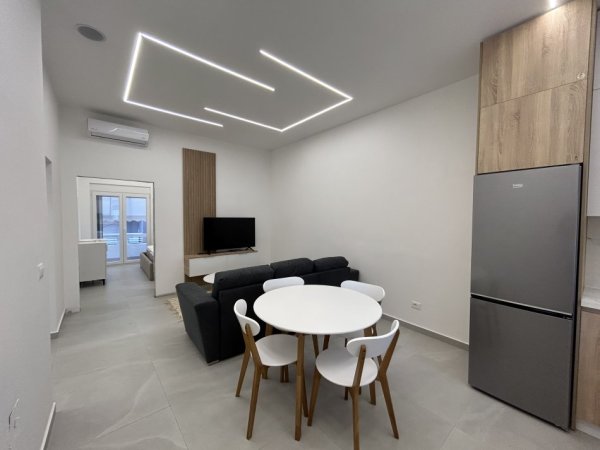Durres, jepet me qera apartament 1+1+Ballkon Kati 3, 60 m² 500 € (Durres blue star)