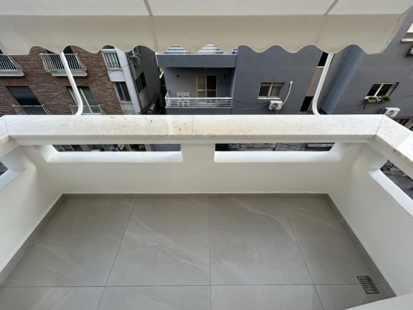 Durres, jepet me qera apartament 1+1+Ballkon Kati 3, 60 m² 500 € (Durres blue star)