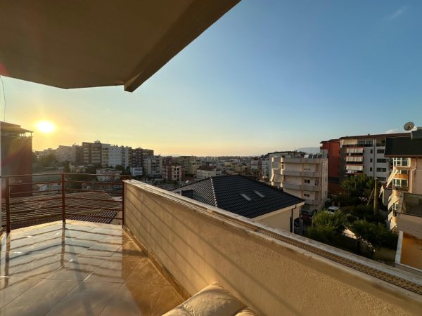 Tirane, shitet apartament 1+1 , 72 m² 140.000 € (Kodra e Diellit)